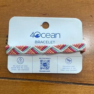 4Ocean Bracelet. Funds global Ocean cleanup. NWT